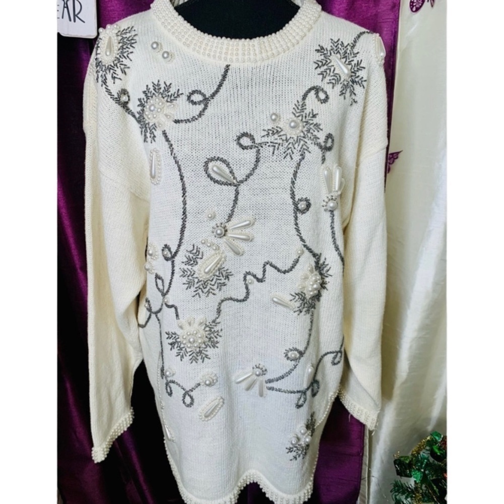 Vintage cream Dead Stock Victoria Harbour Faux Pearl Sweater Size Large